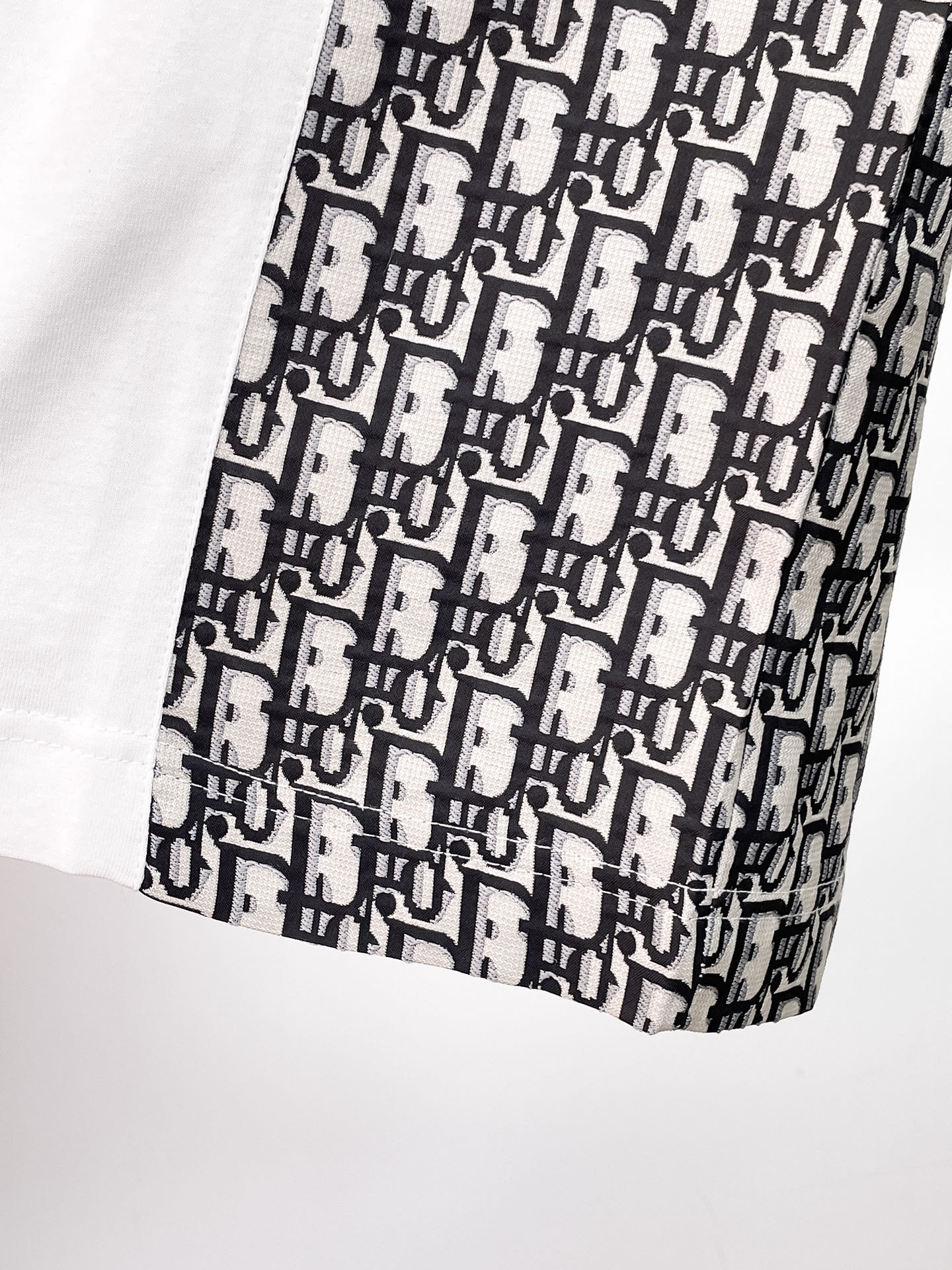 short sleeves
